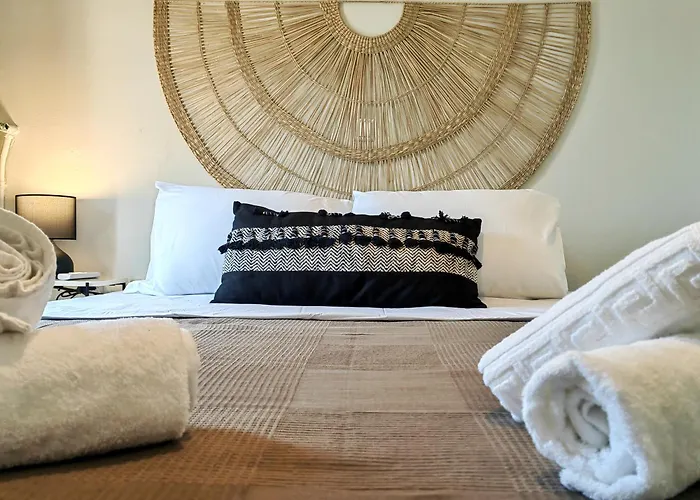 Funky Boho Kallithea Loft