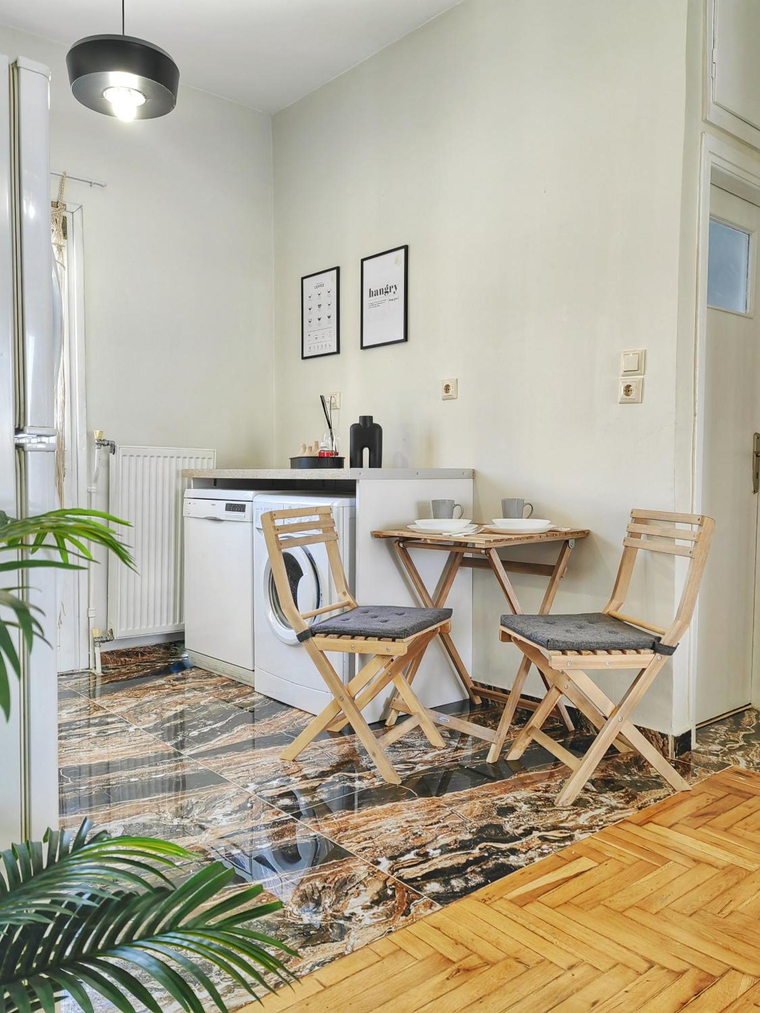 Funky Boho Kallithea Loft